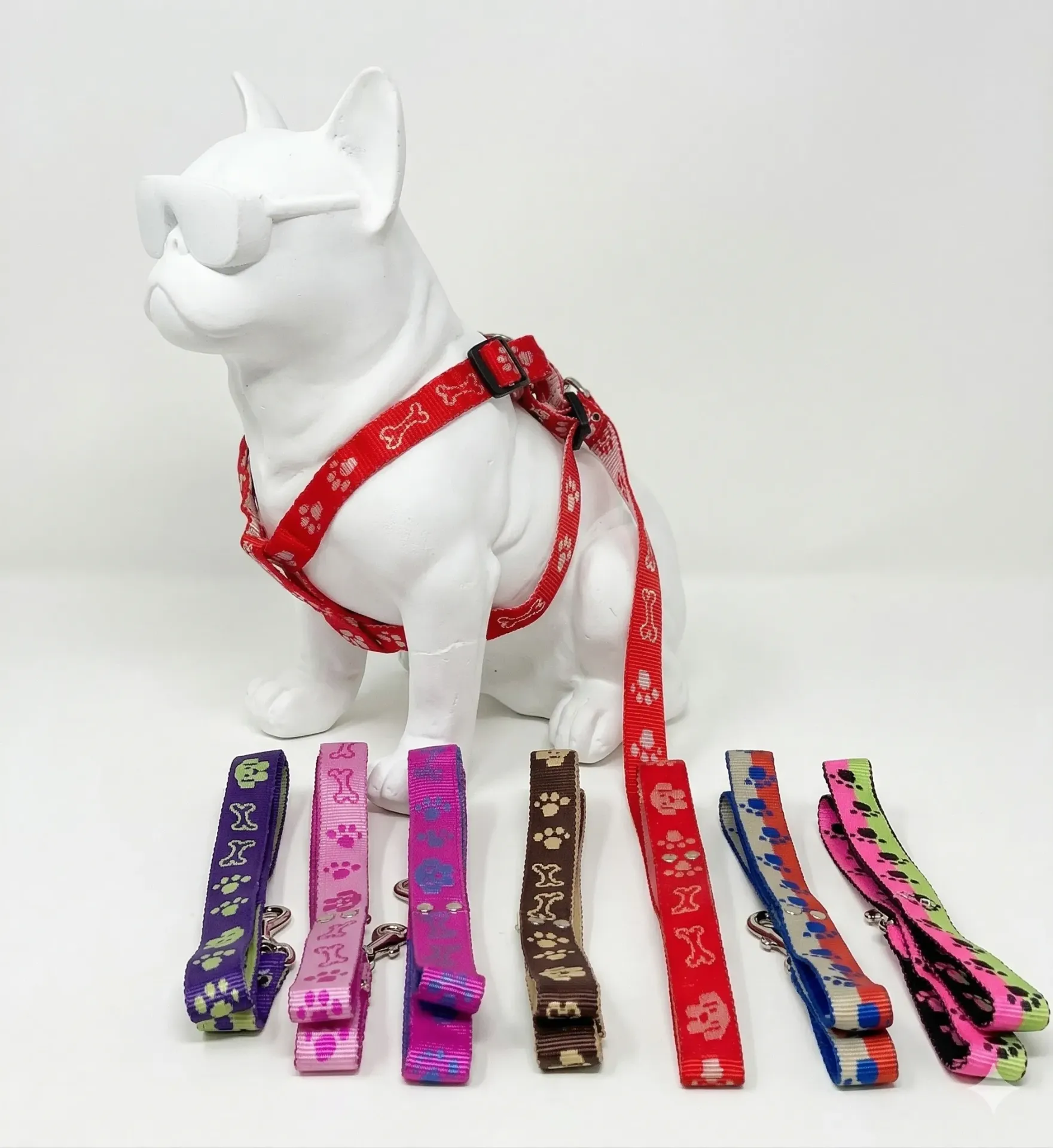 ARNES HUELLAS - TALLA M